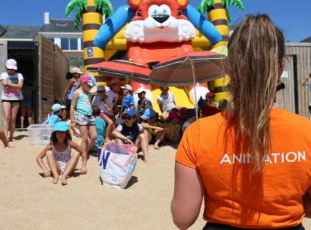 Animation pour les enfants du camping au Club de Plage du camping Bel Air à Pornichet