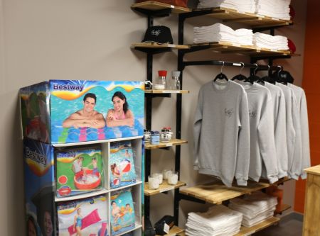 Boutique article de piscine du Camping Bel Air de Pornichet 